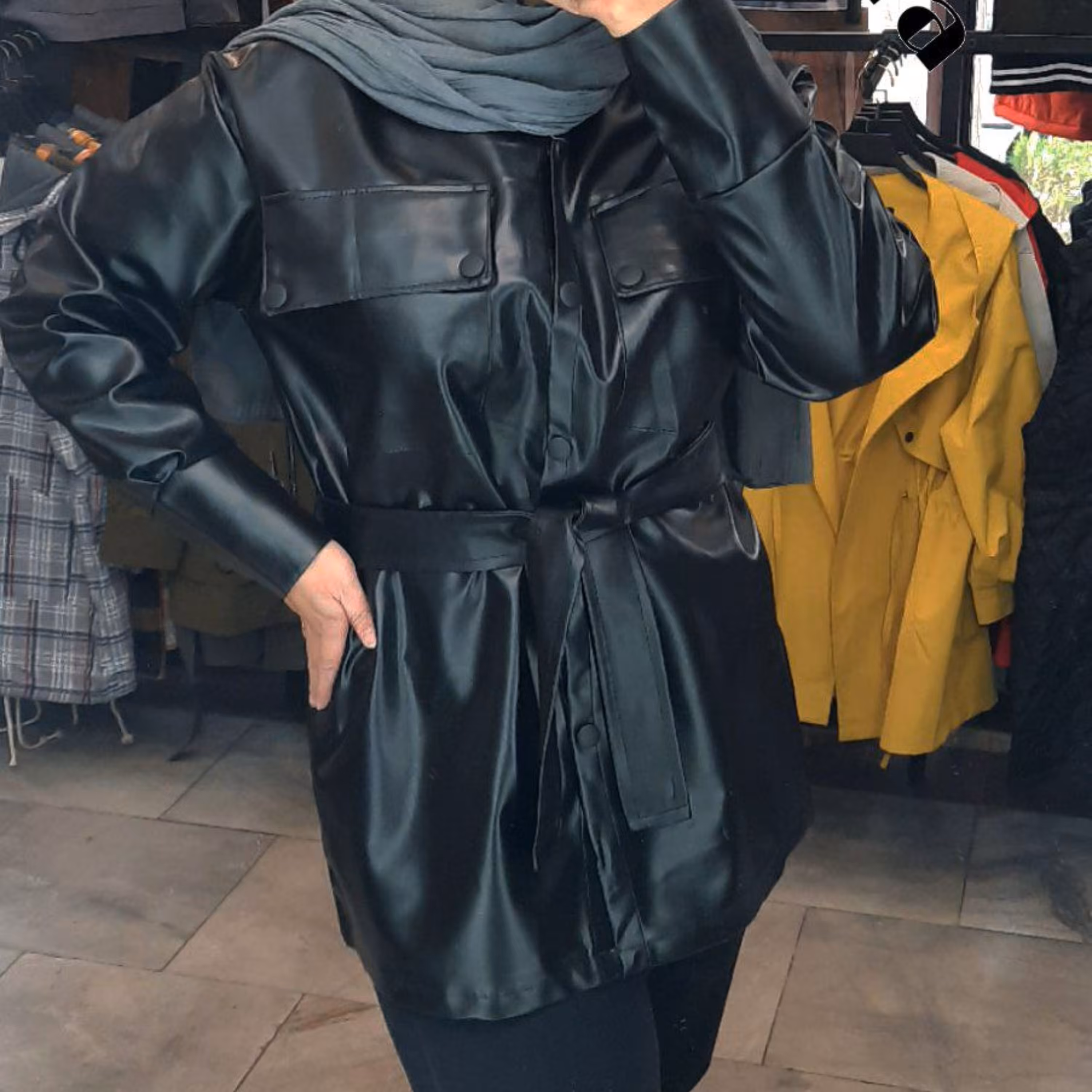 کت چرم درجه یک فوق العاده شیک