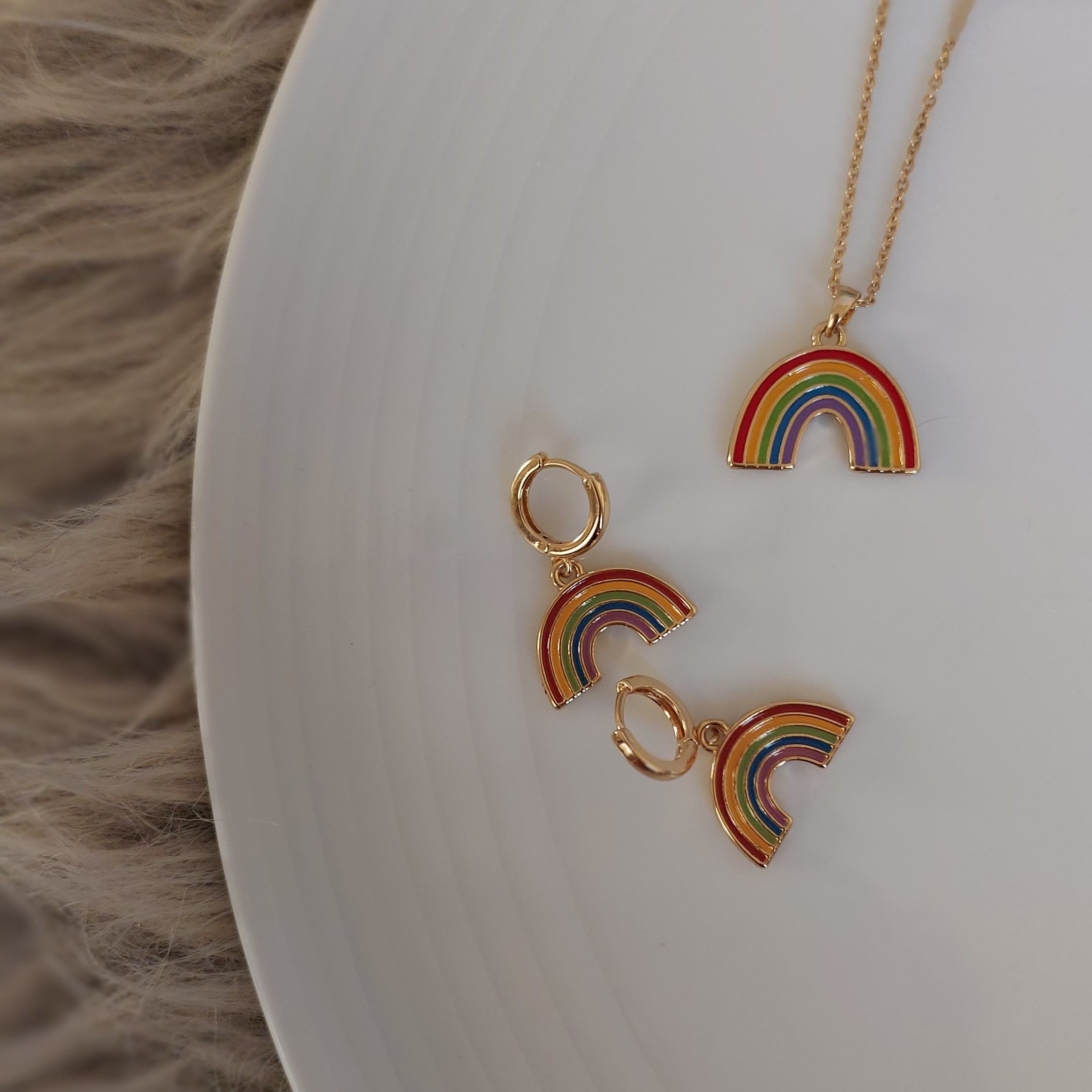 نیم ست رنگین کمون