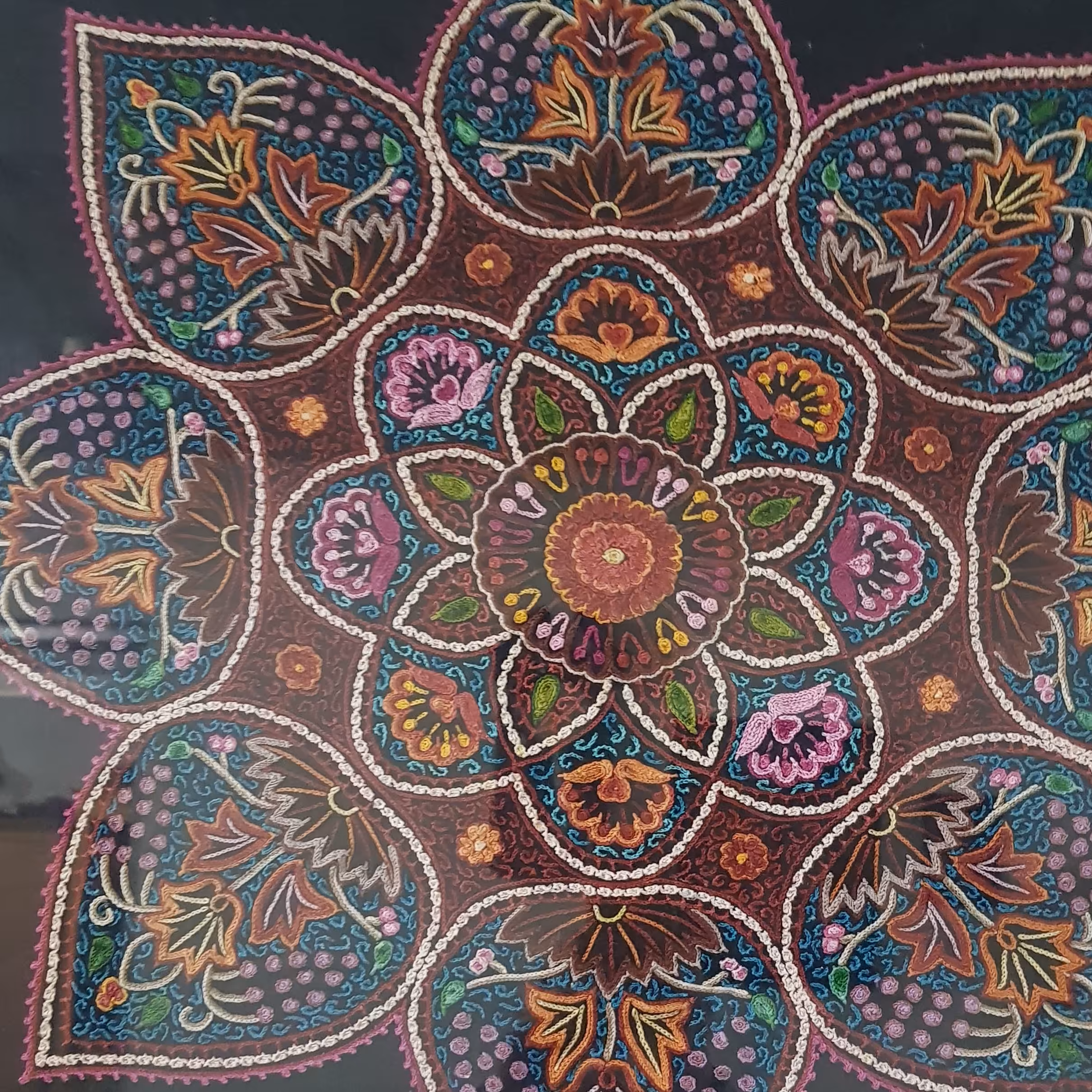 تابلو رشتی دوزی