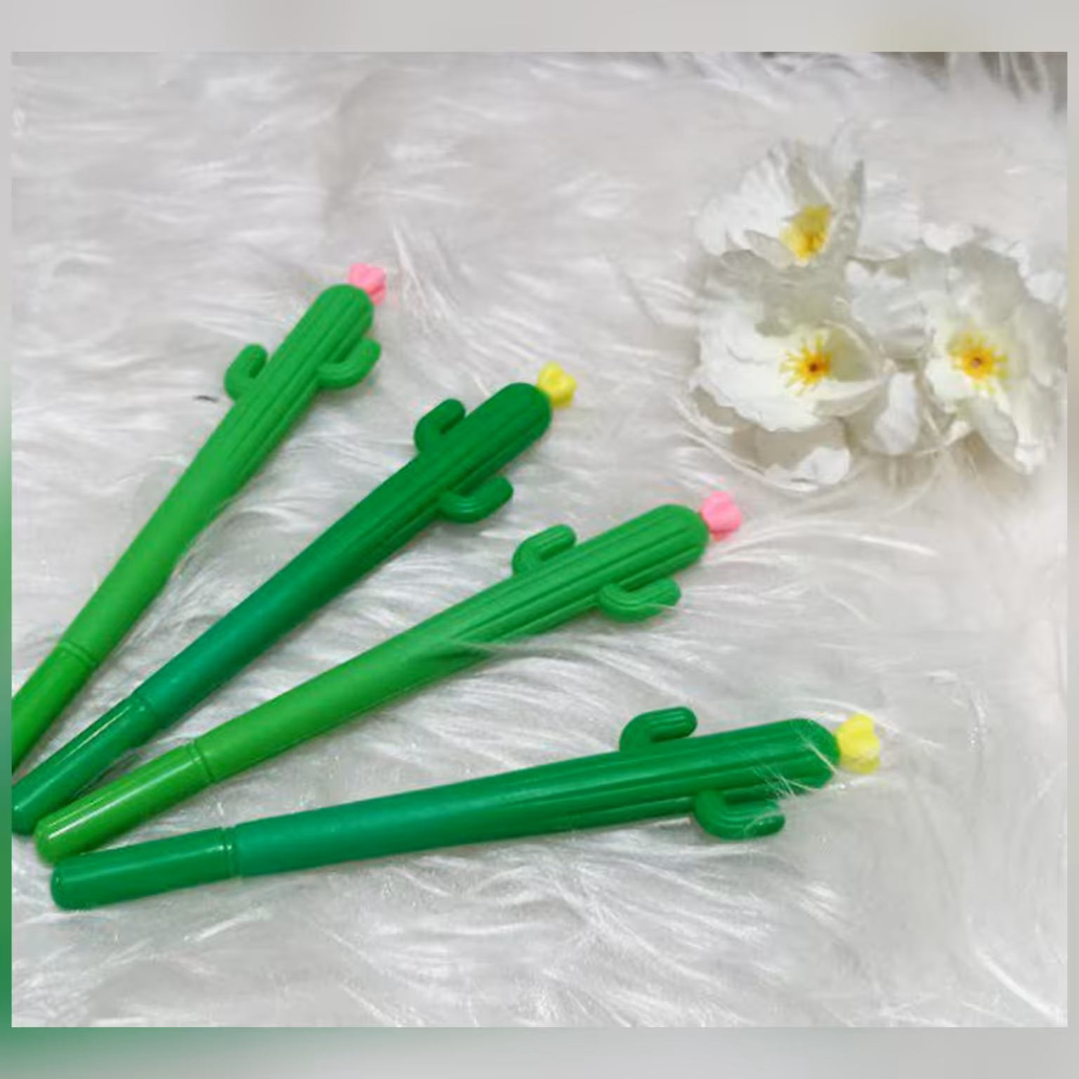 خودکار  روان نویس معطر  سیلیکونی طرح کاکتوس(رنگ جوهر آبی)