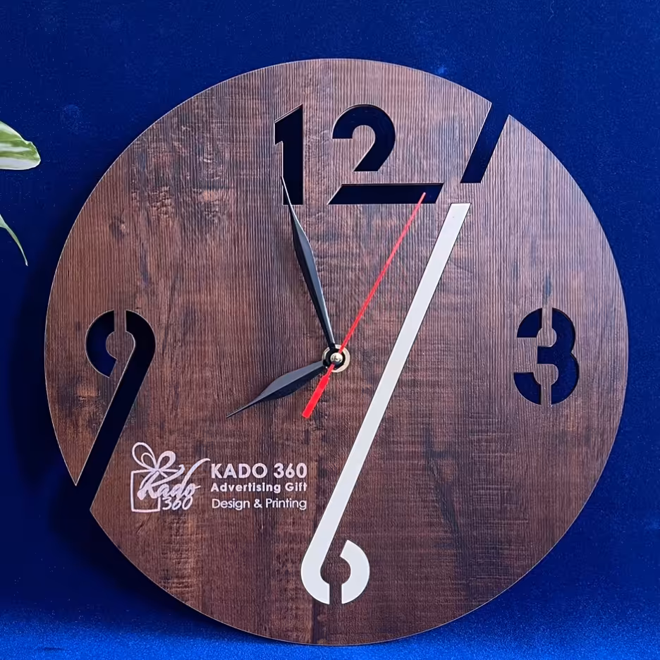 ساعت دیواری  چوبی با جعبه تک