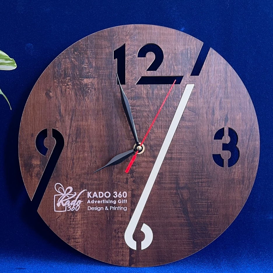 ساعت دیواری  چوبی با جعبه تک