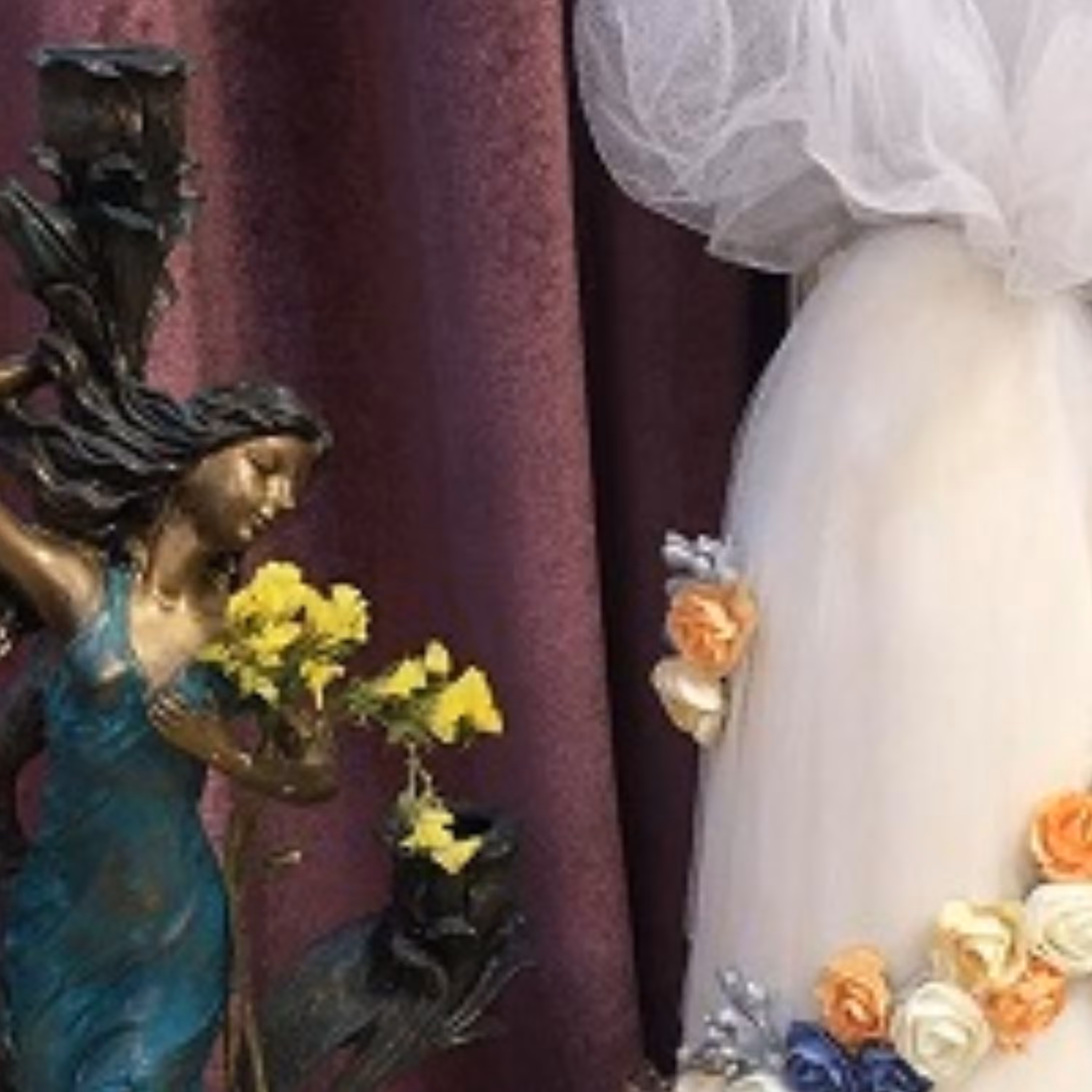 کله قند عروس.تم گلبهی سفید آبی. حاشیه مرواریدی.شیک.خاص