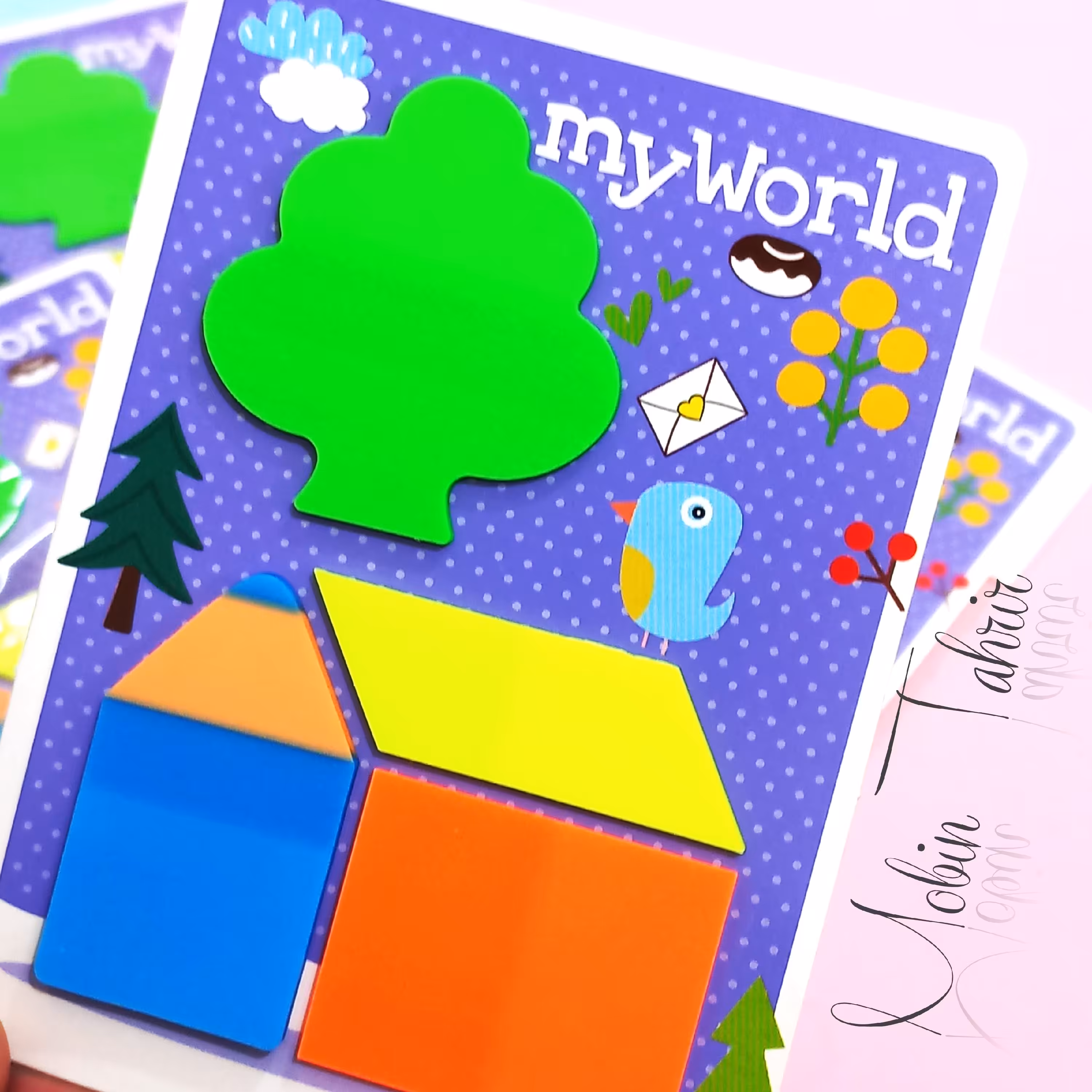 استیک نوت اشکال هندسی طرح کلبه و درخت 