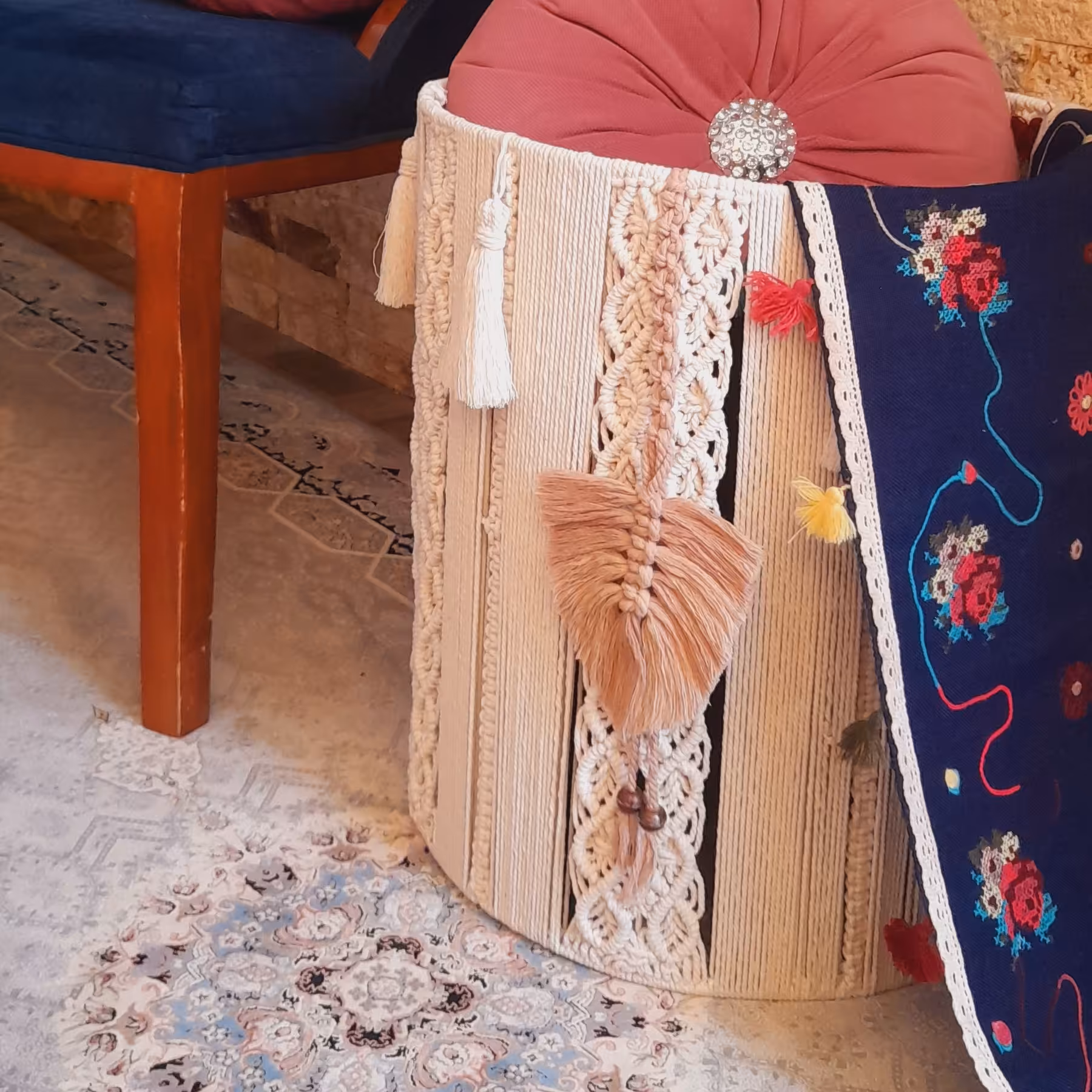 صنایع دستی.باکس مکرومه