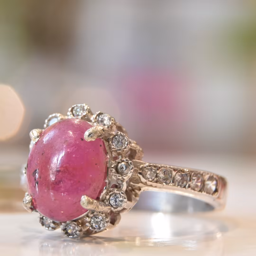 انگشتر نقره زنانه نگین یاقوت آبکاری رادیوم