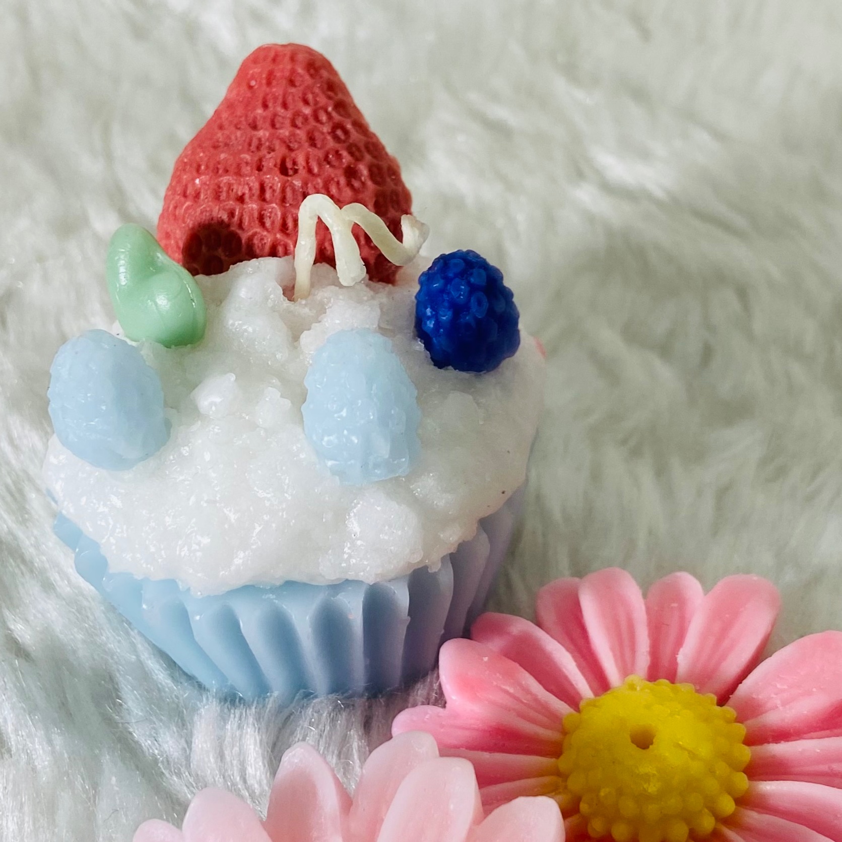 شمع دستساز طرح کاپ کیک