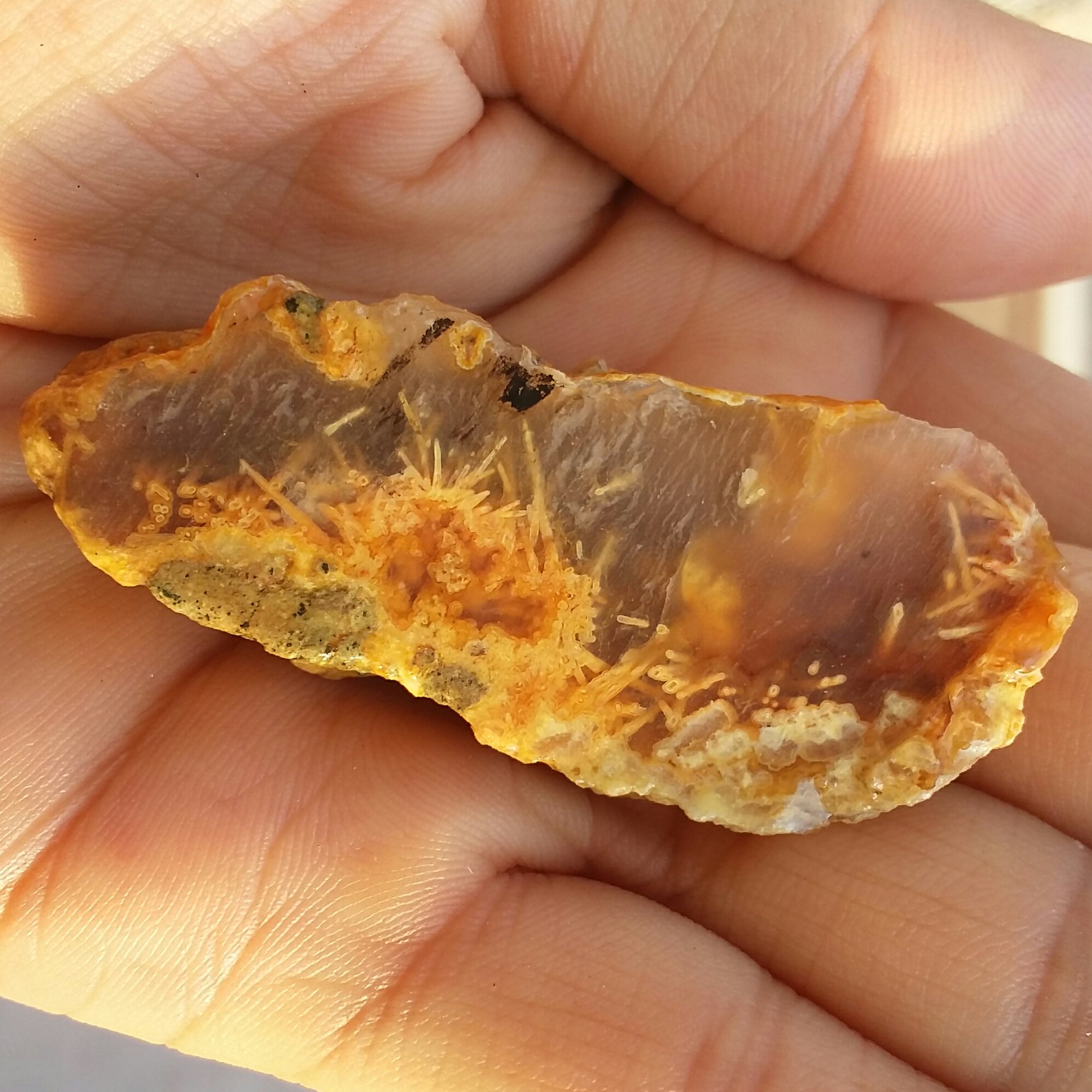 اسلایس سنگ راف عقیق رتایل دار طلایی شاهکار خلقت 100 در 100 طبیعی 
تابلو نقاشی طبیعی بینظیییر