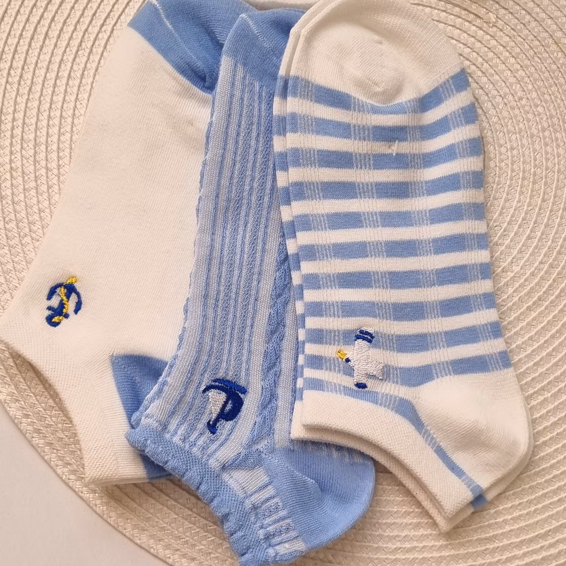 جوراب طرح دریا