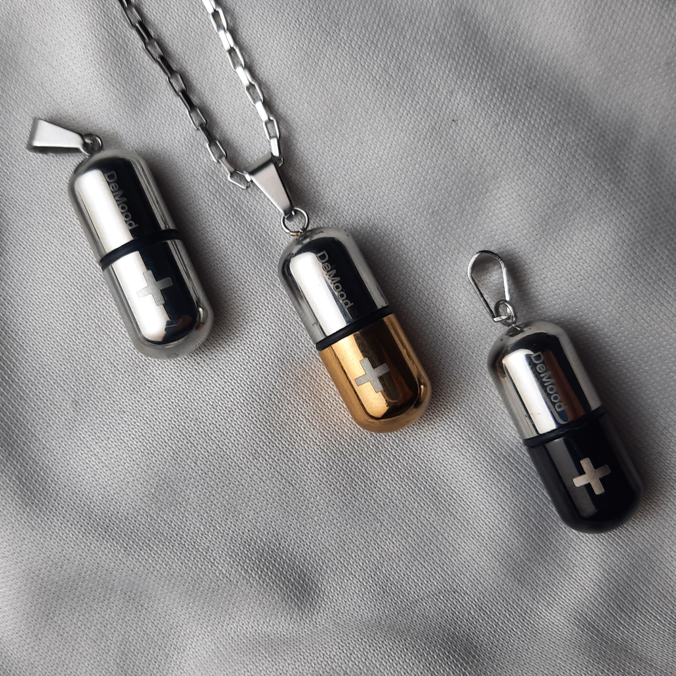 گردنبند کپسول مدل جاساز دار(استیل رنگ ثابت)