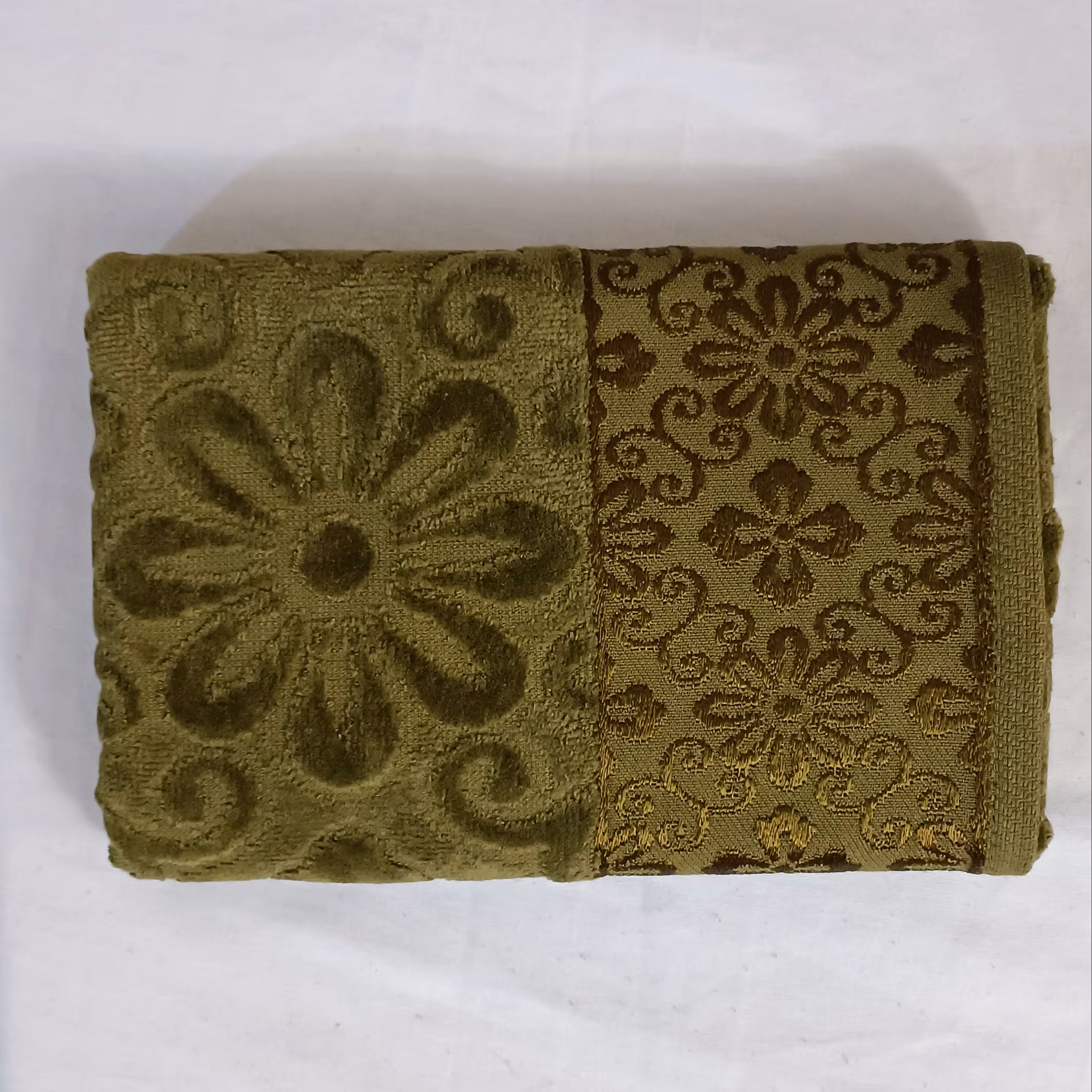 حوله دستی بهباف آذر مدل شانلی سایز 40 در 78 کد 01