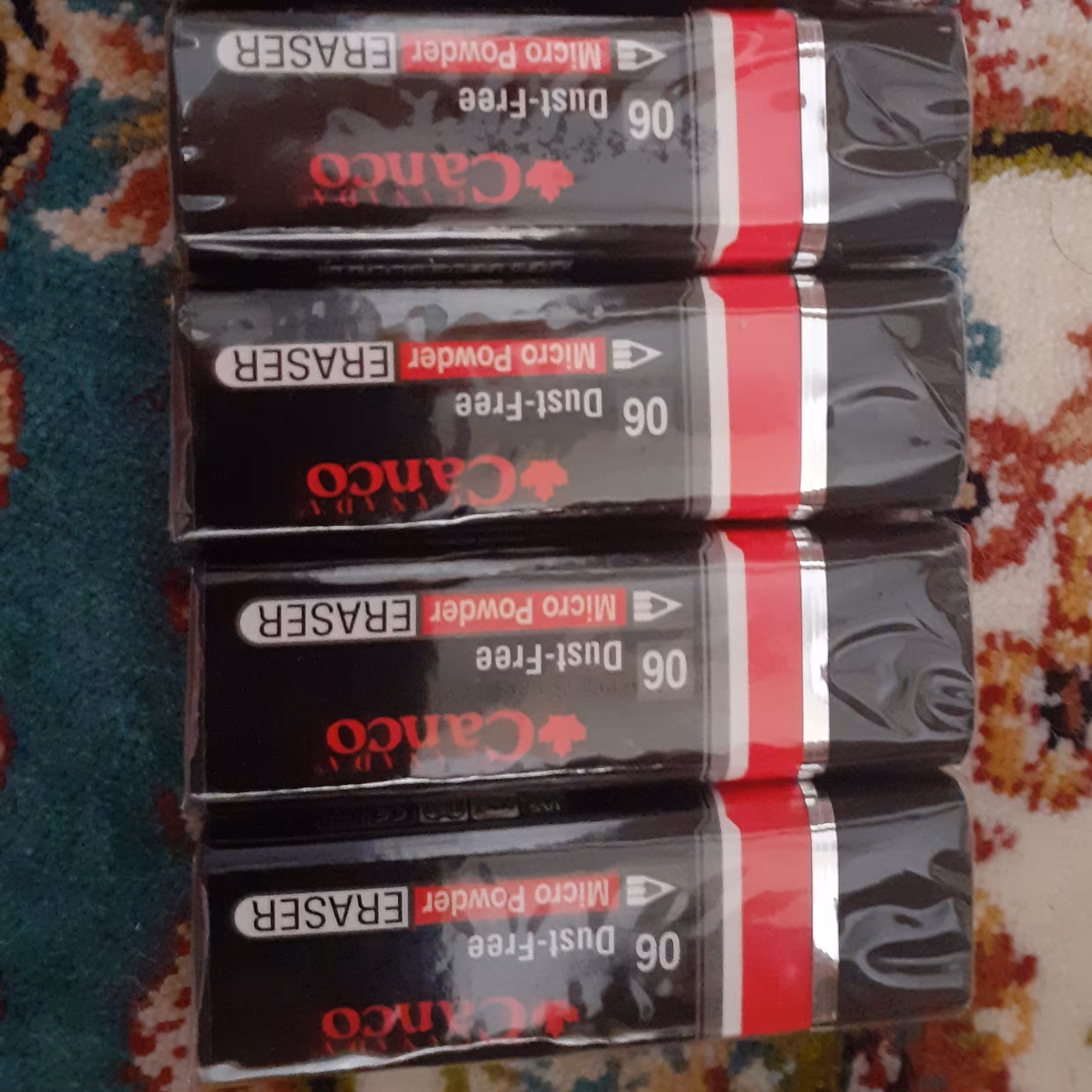 پاکن مشکی رنگ کنکو