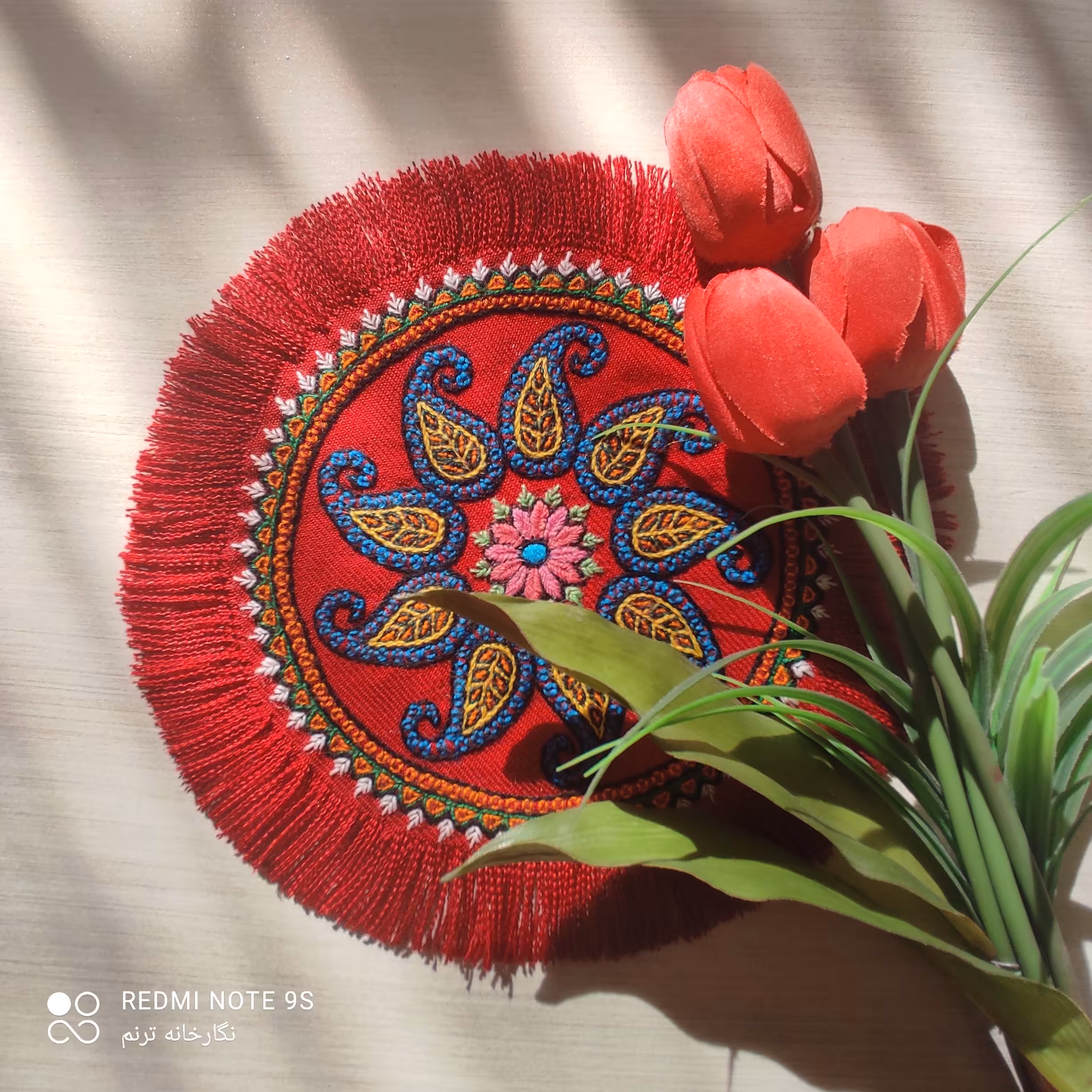 زیر بشقابی پته (طرح بادامی _ کد 32)