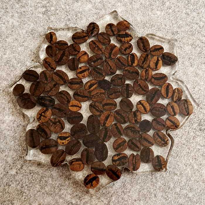 زیرلیوانی رزینی -طرح قهوه -قطر 13 سانت