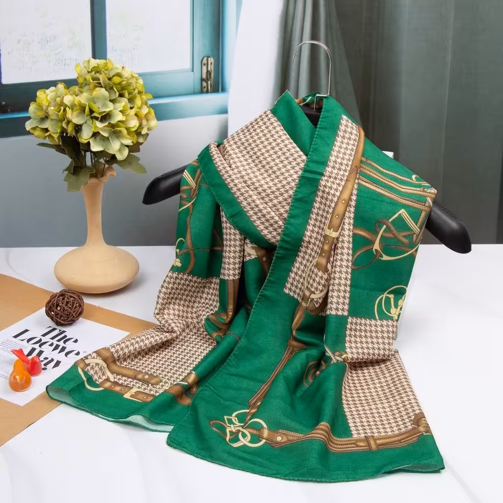 شال سوپر نخ  طرح پیچازی رنگ سبز ارسال رایگان 