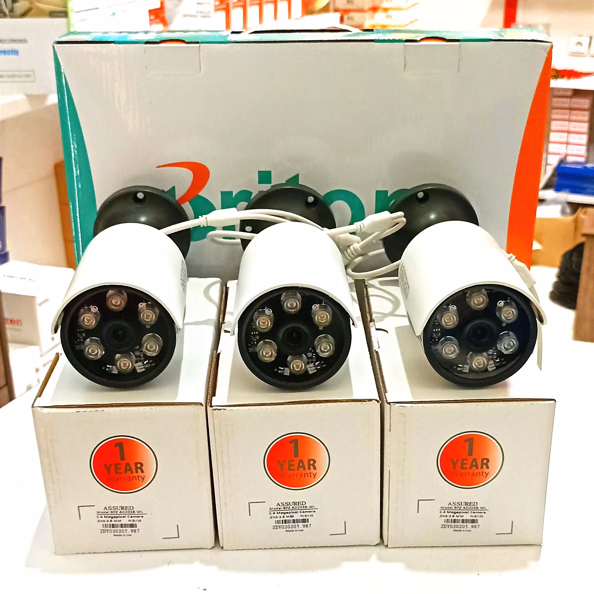 پکیج کامل دوربین مداربسته 3 دوربین 2MP رنگی بدنه فایبر