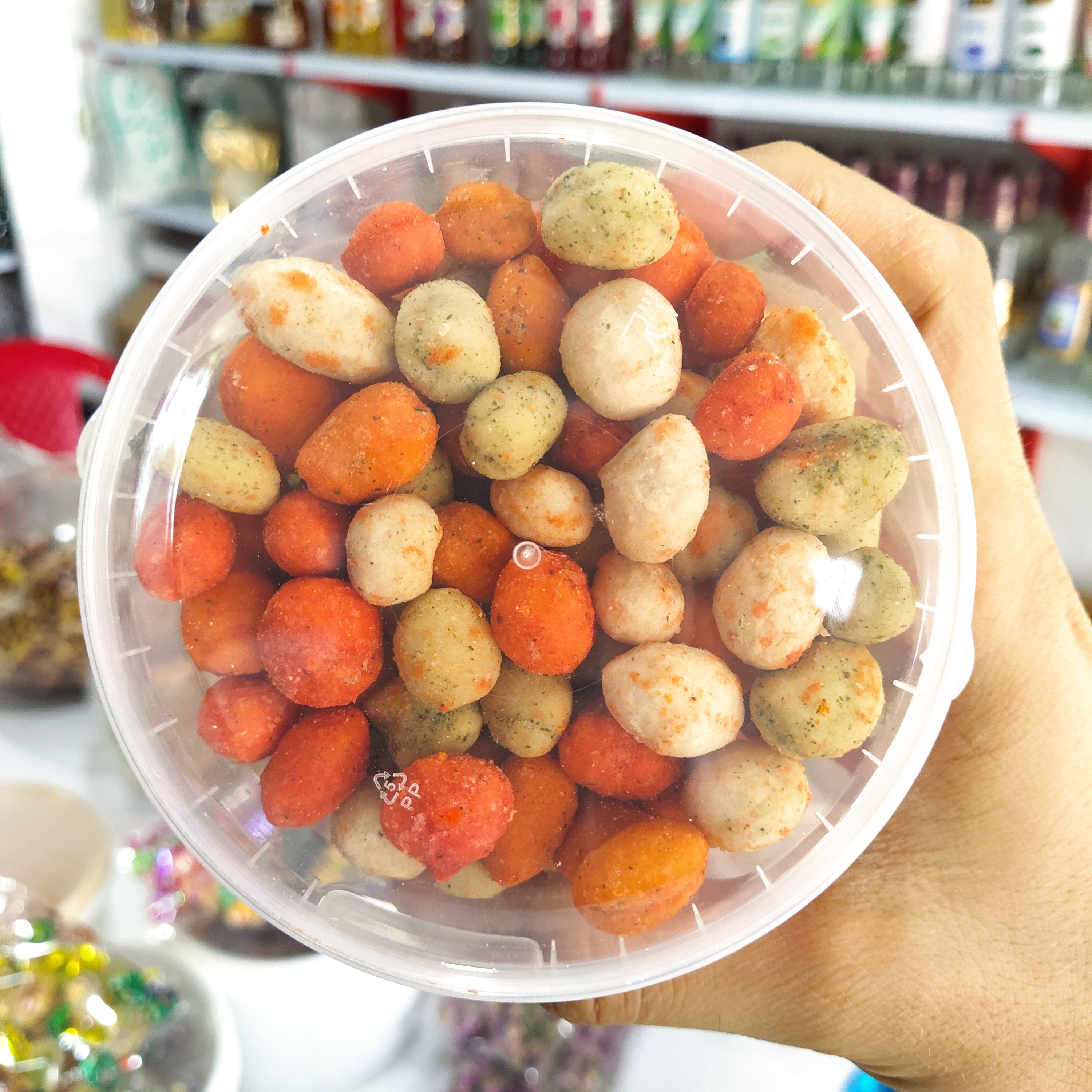 چیزبال (بادام زمینی روکش دار) 4 طعم سطل 250 گرمی