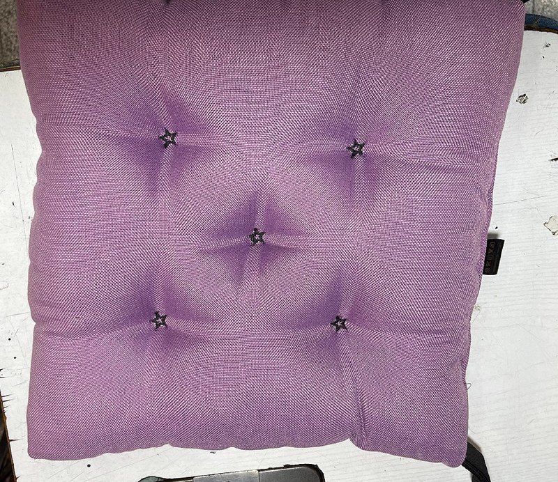 کوسن و بالشت بالش بالشتک مبل صندلی مانتو کفش کیف شال روسری تخت تیشرت شلوار کد4