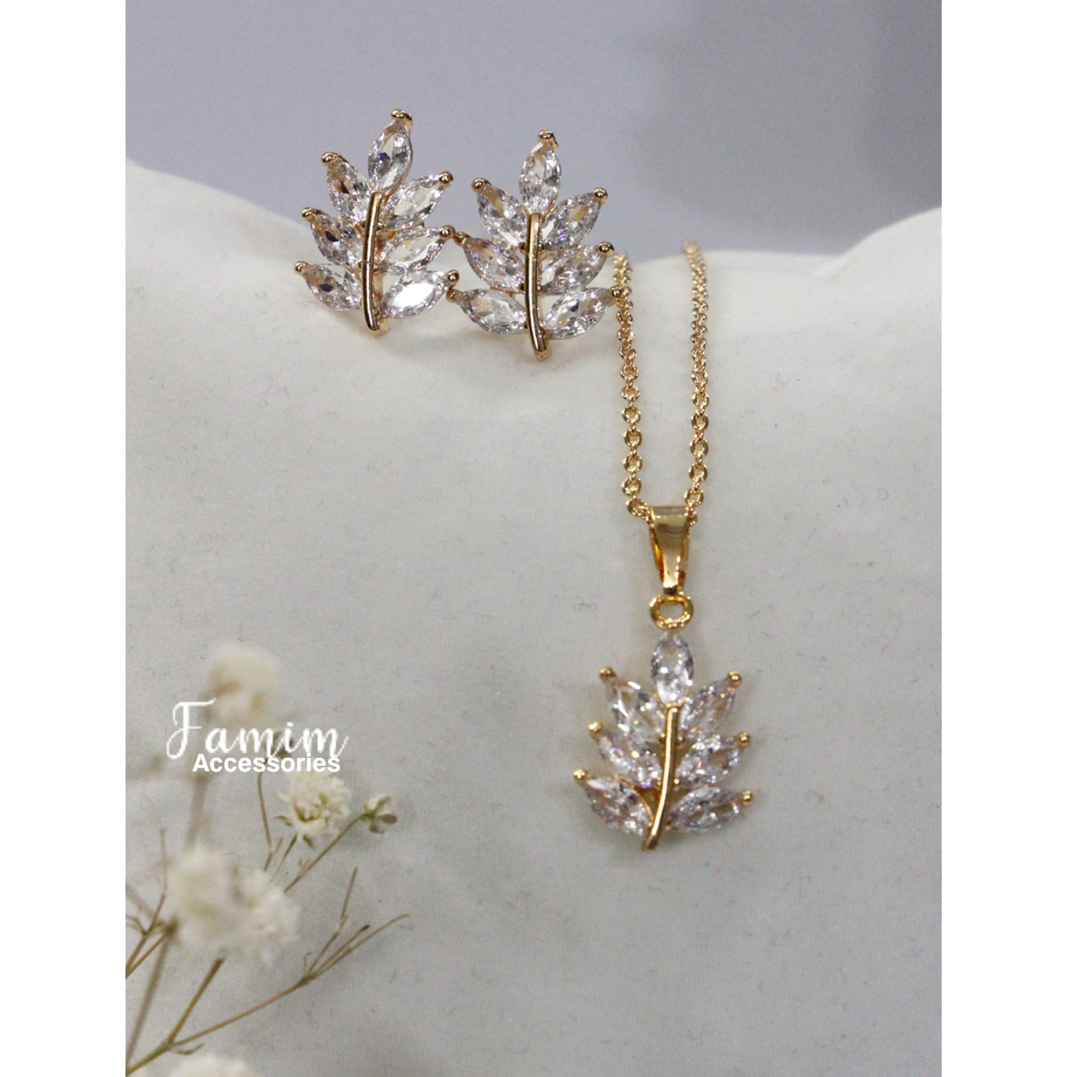 نیم ست برگی