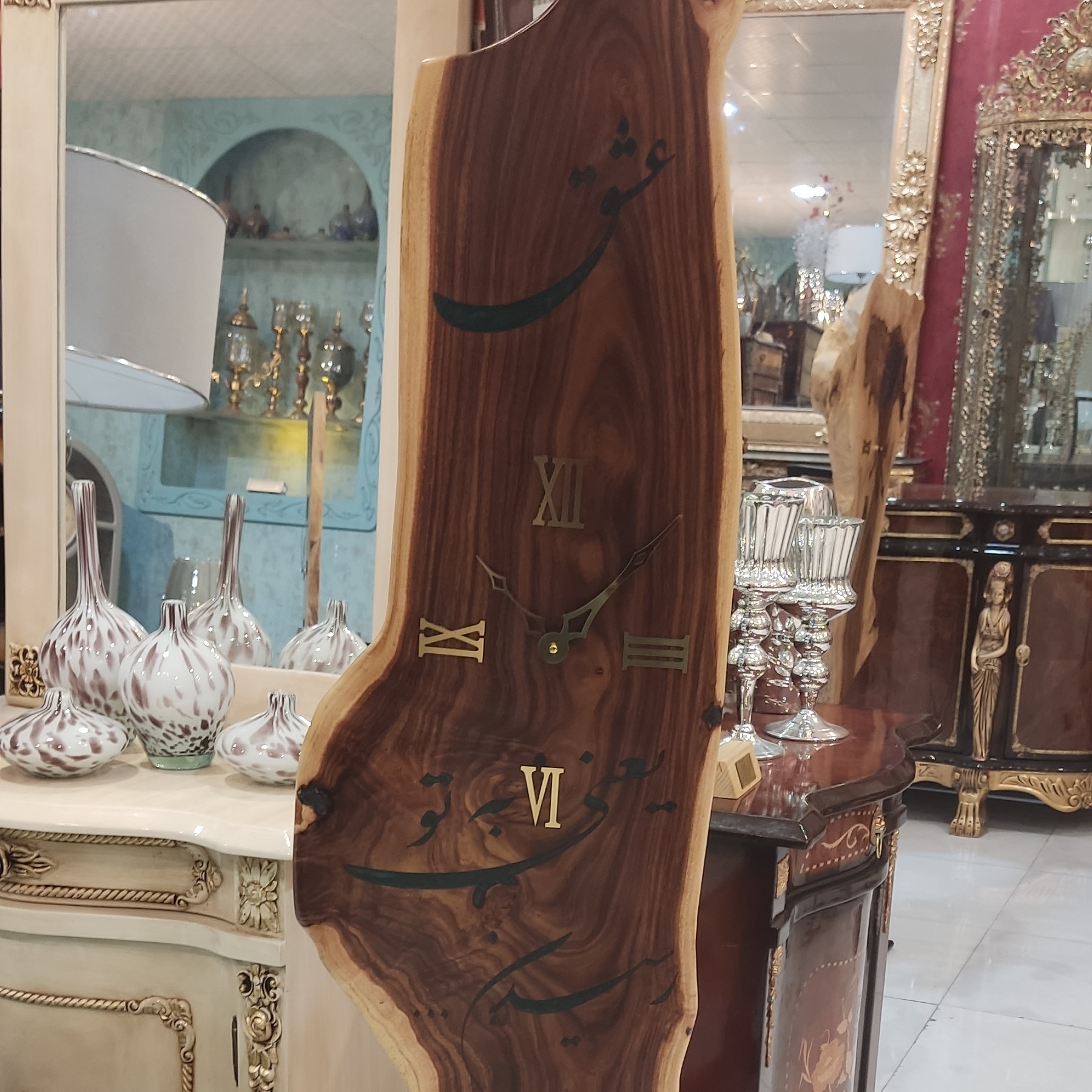 تابلو ساعت پایه دار چوب رزین تک نسخه