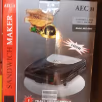 ساندویچ ساز AECدارای 2صفحه گریل و اسنک