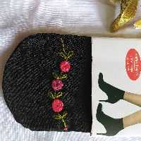 جوراب گلدوزی شده کار دست