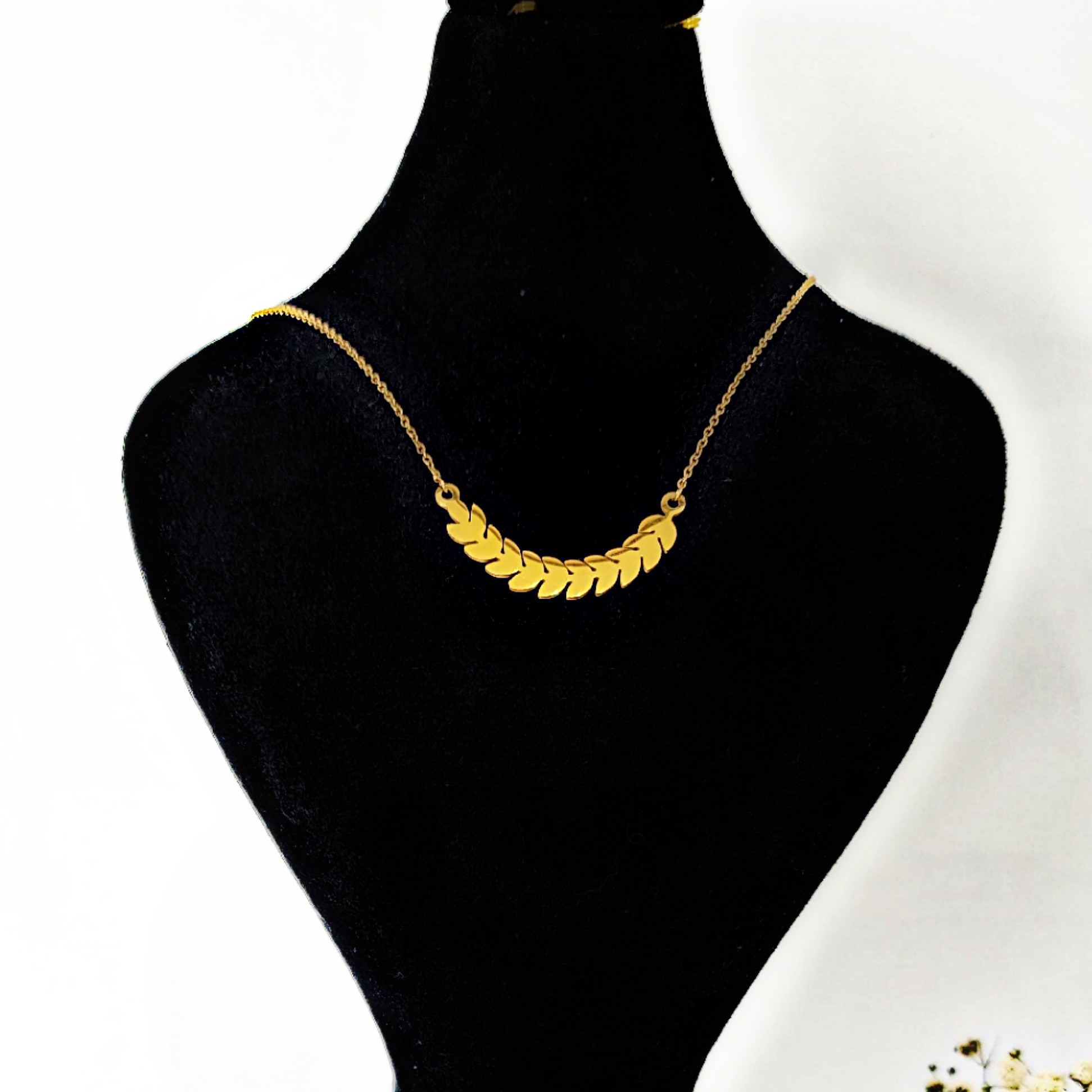 گردنبند گندمی
