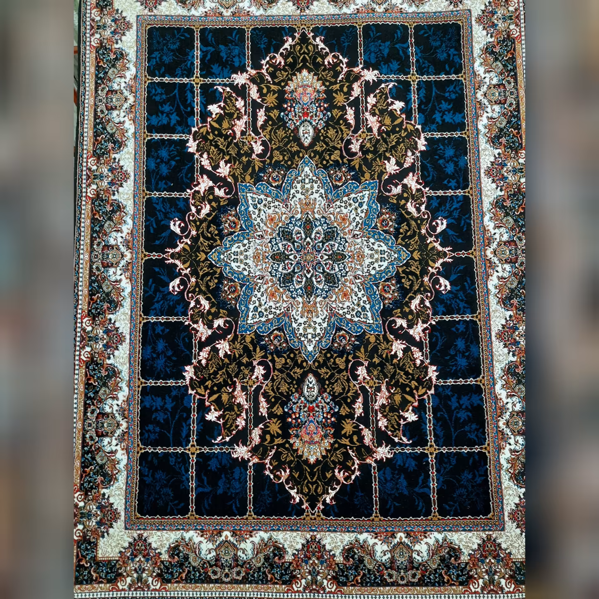 فرش هیوا 9 متری 500شانه 7رنگ نخ بی سی اف رنگ ثابت کیفیت عالی 