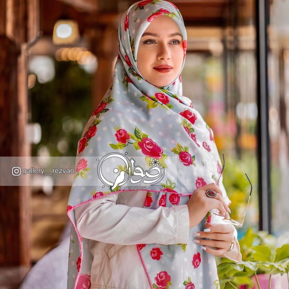 روسری گلگلی آبی آسمونی