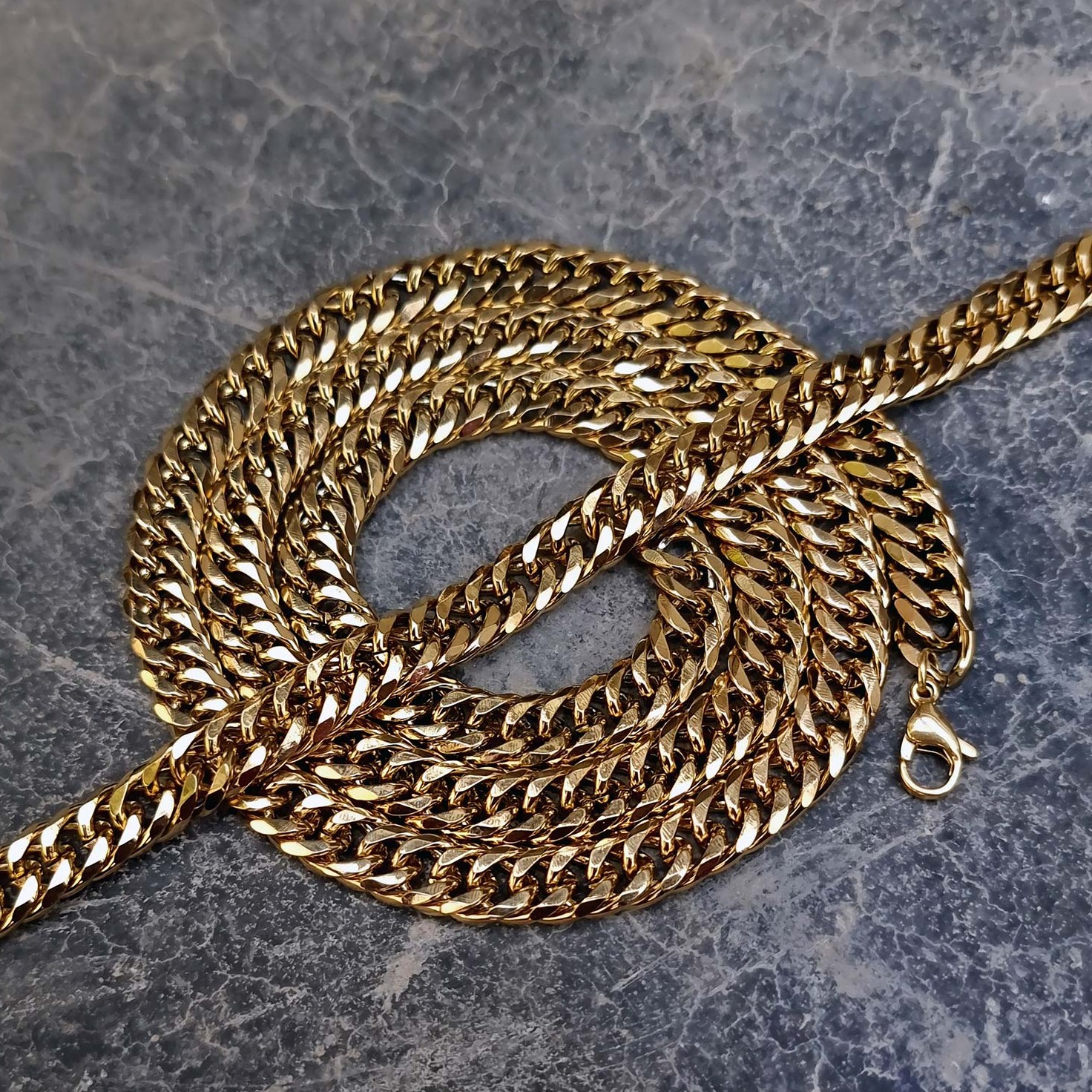 ست  کارتیر طلایی یا گردنبند کارتیر ست طلایی دوبل یا ست کارتیر دوبل طلایی یا گردنبند کارتیر  یا دستبند کارتیر یا گردنبند 