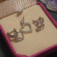نیم ست  نقره ترک عیار 925 شامل گردنبند و گوشواره طرح قلب بسیار زیبا