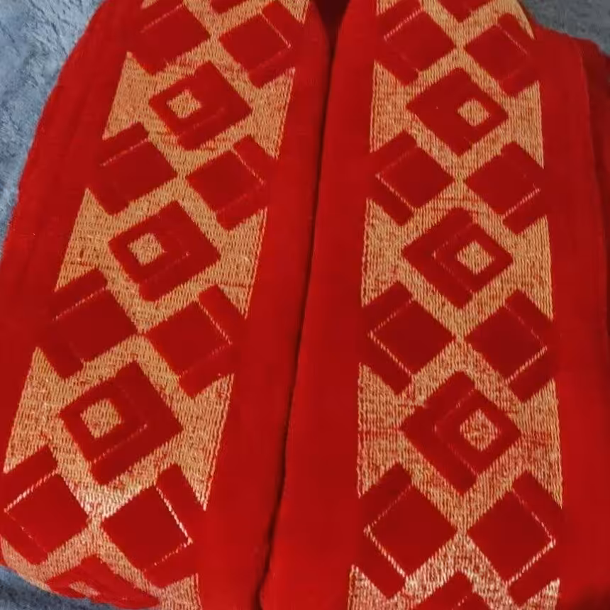 حوله تن پوش سایز 125 زرشکی 