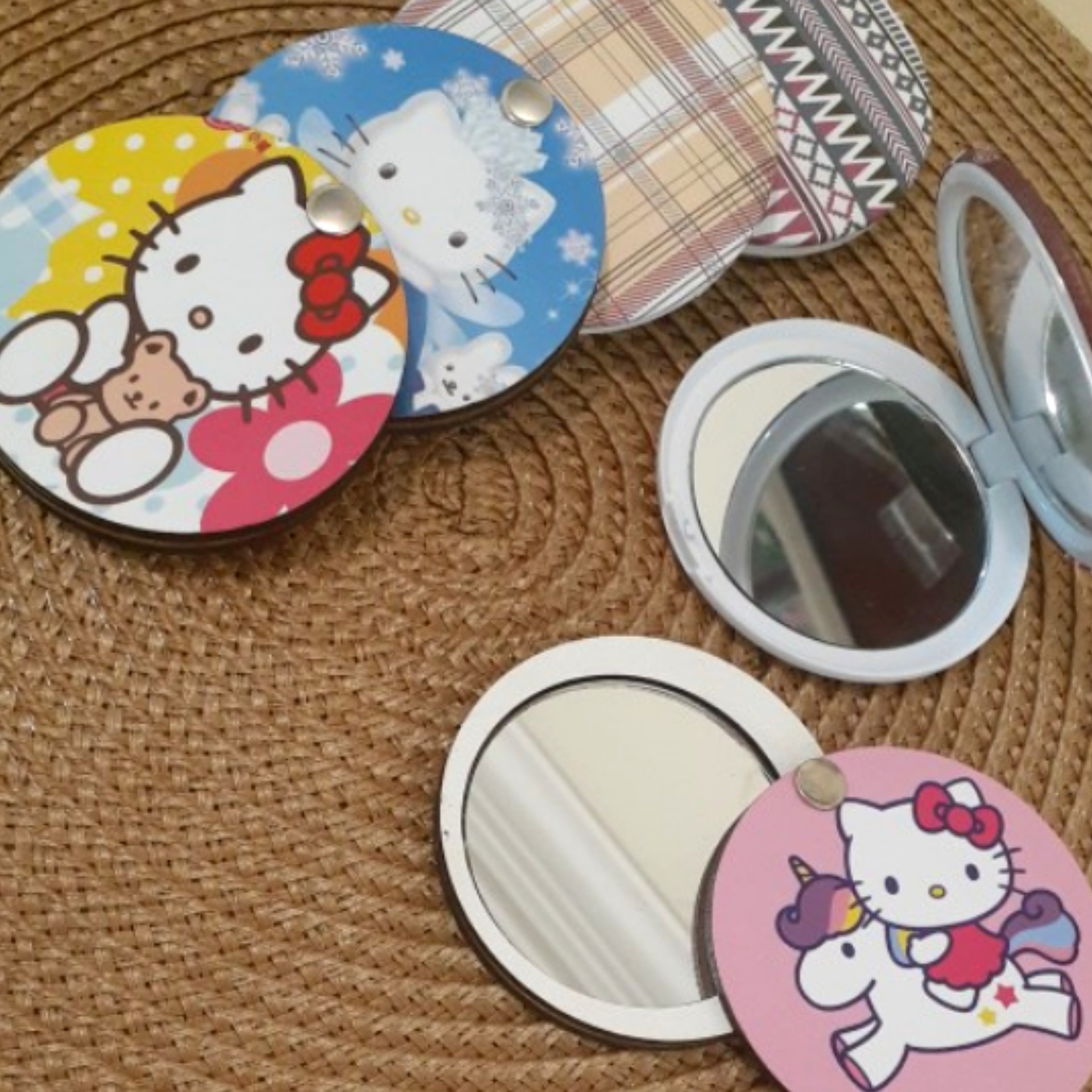 آیینه تو جیبی طرح فانتزی 