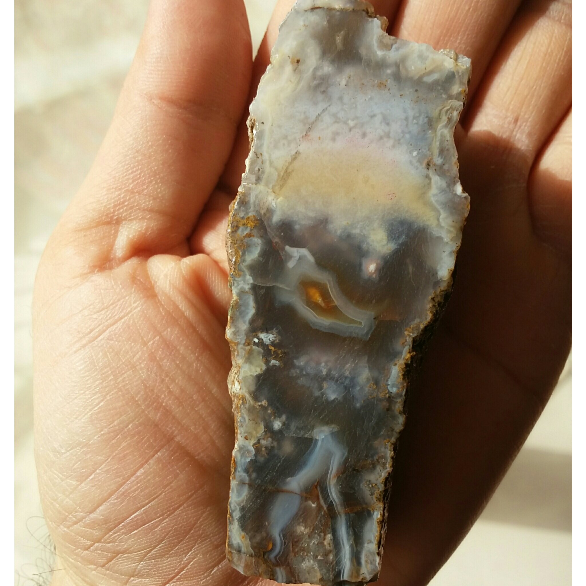 اسلایس سنگ راف عقیق سلیمانی 3بعدی رنگی منظره دار محشر شاهکار خلقت کاملا طبیعی
با قابلیت ساخت چند نگین فوق العاده
کد 8568