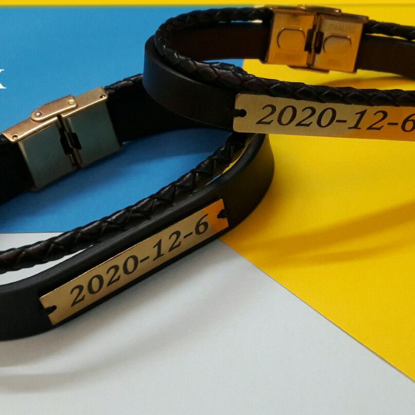 دستبند چرم با پلاک استیل و حک تاریخ ، نام ،...مدنظر شما قابل سفارش(پس کرایه) 