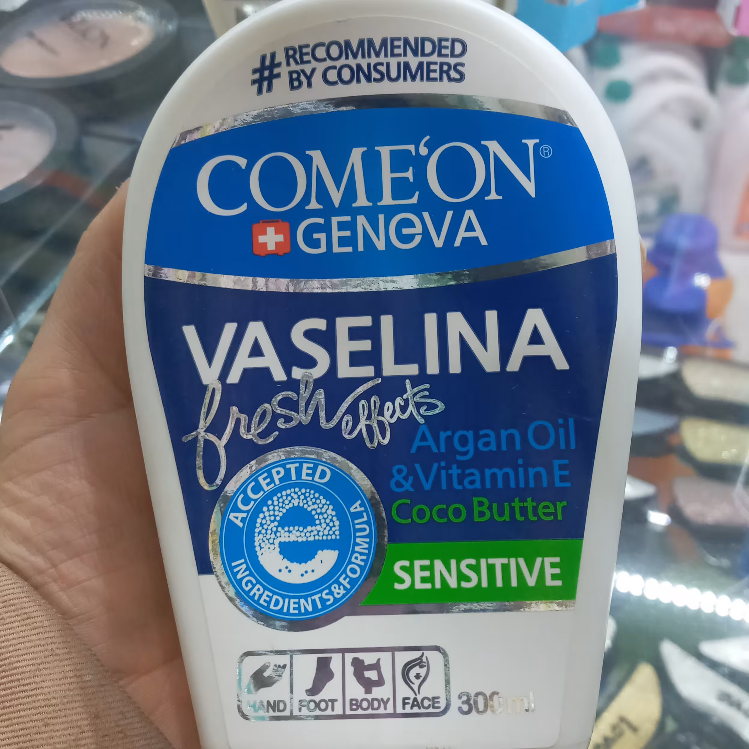 وازلین کامان پمپی وزن 300گرم