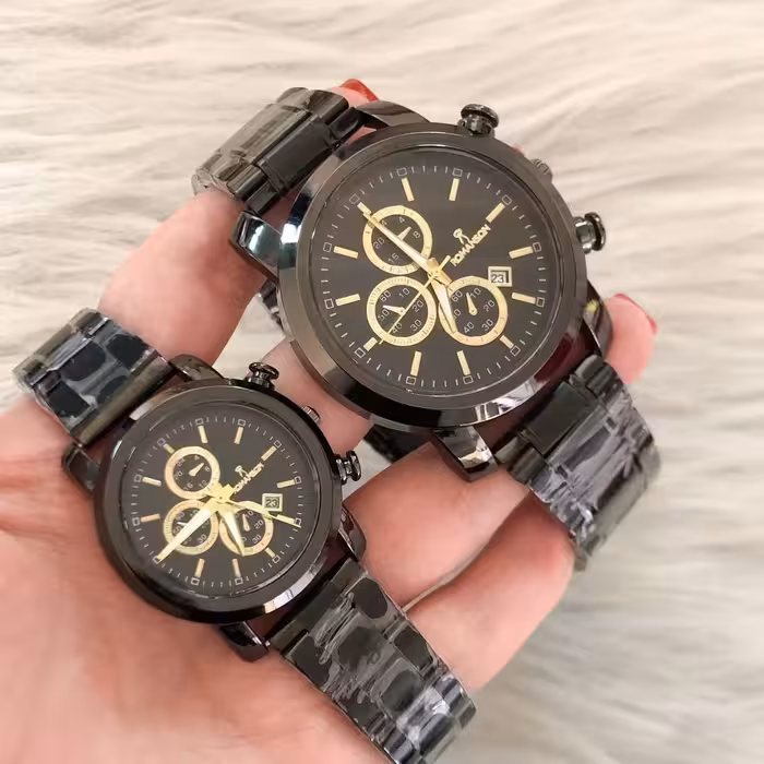 ست ساعت زنانه و مردانه رومانسون بند استیل مشکی صفحه مشکی طرح سه موتوره تقویم دار 