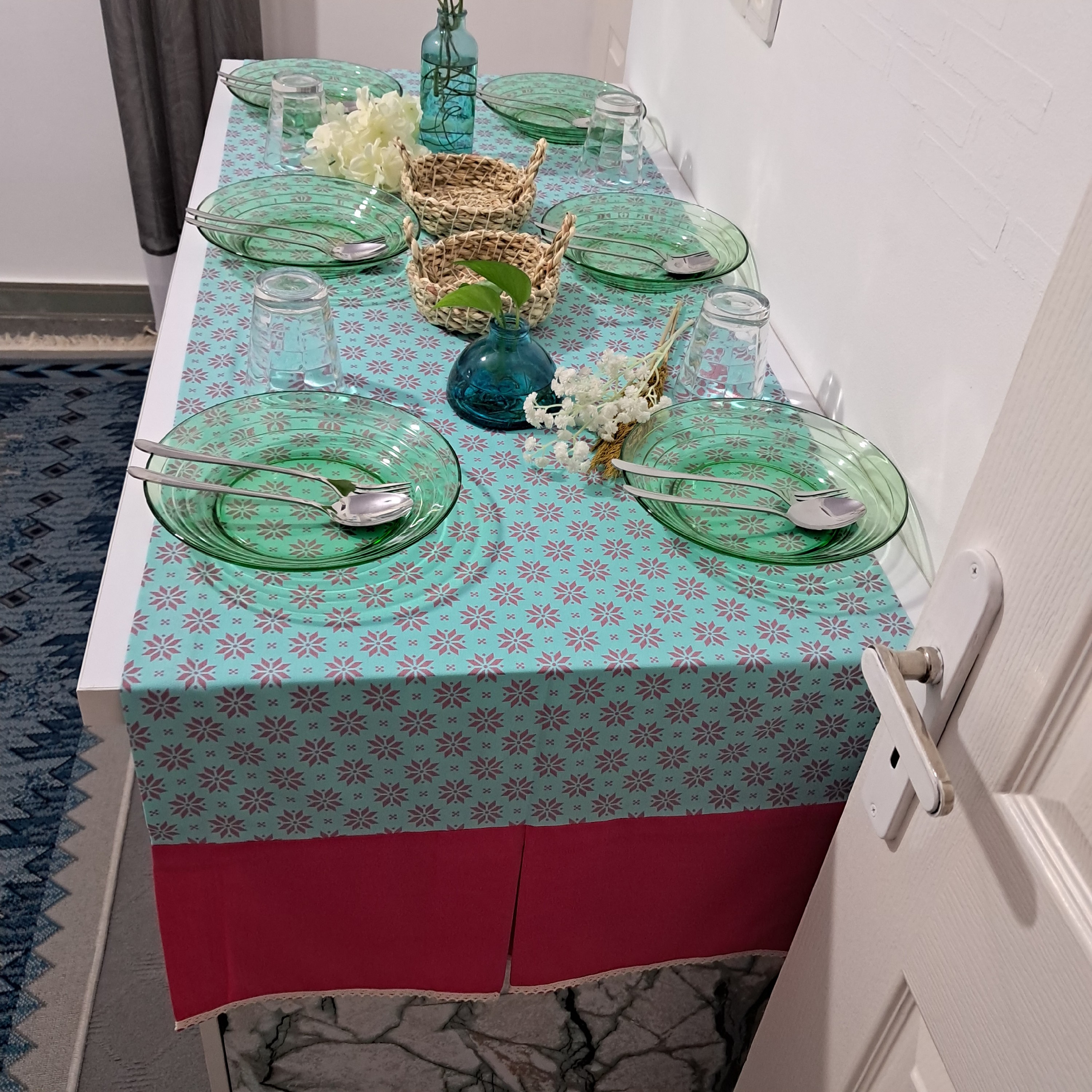 رانر رومیزی بسیار زیبا...ارسال پس کرایه