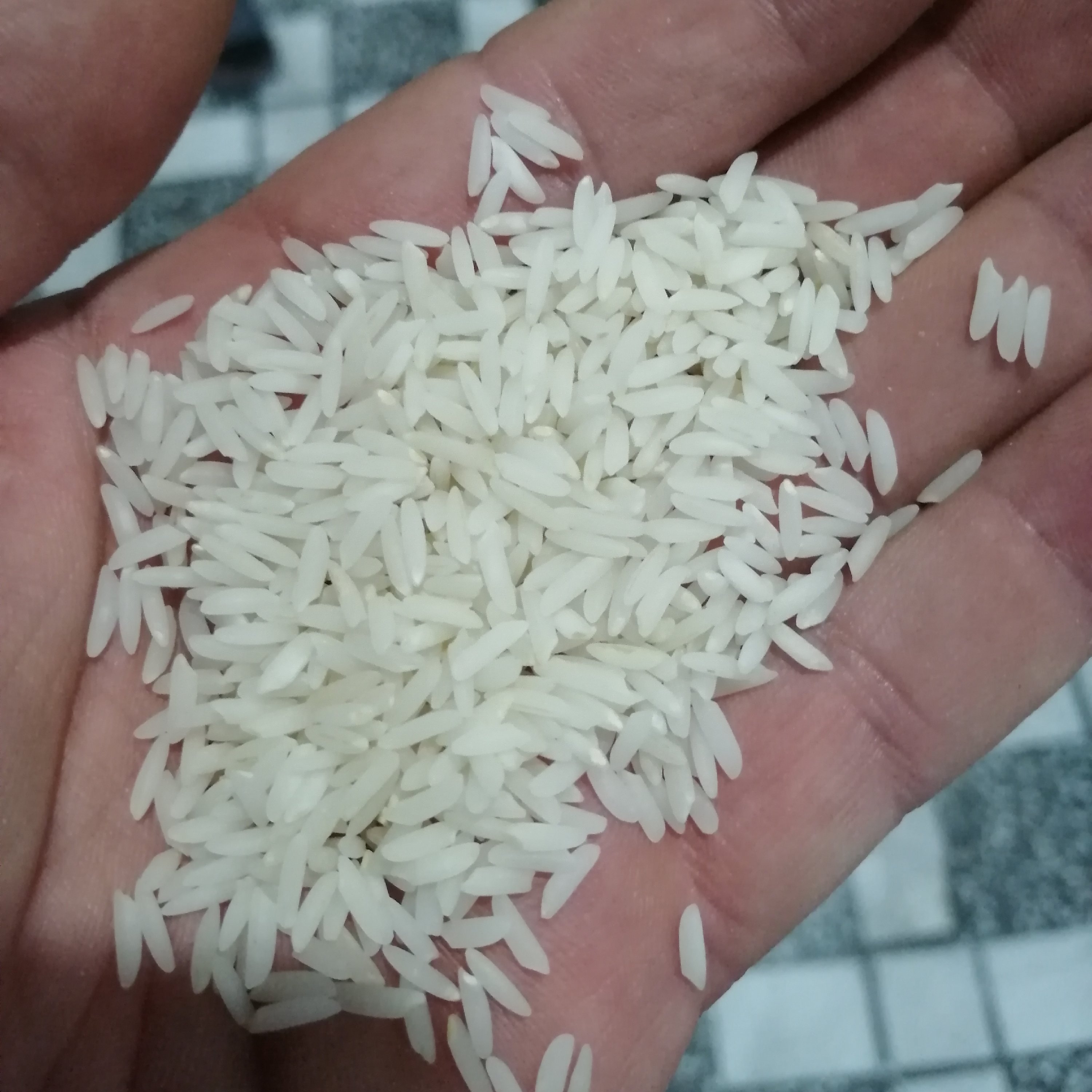 برنج طارم هاشمی فریدونکنار درجه یک (کیسه 10کیلویی )