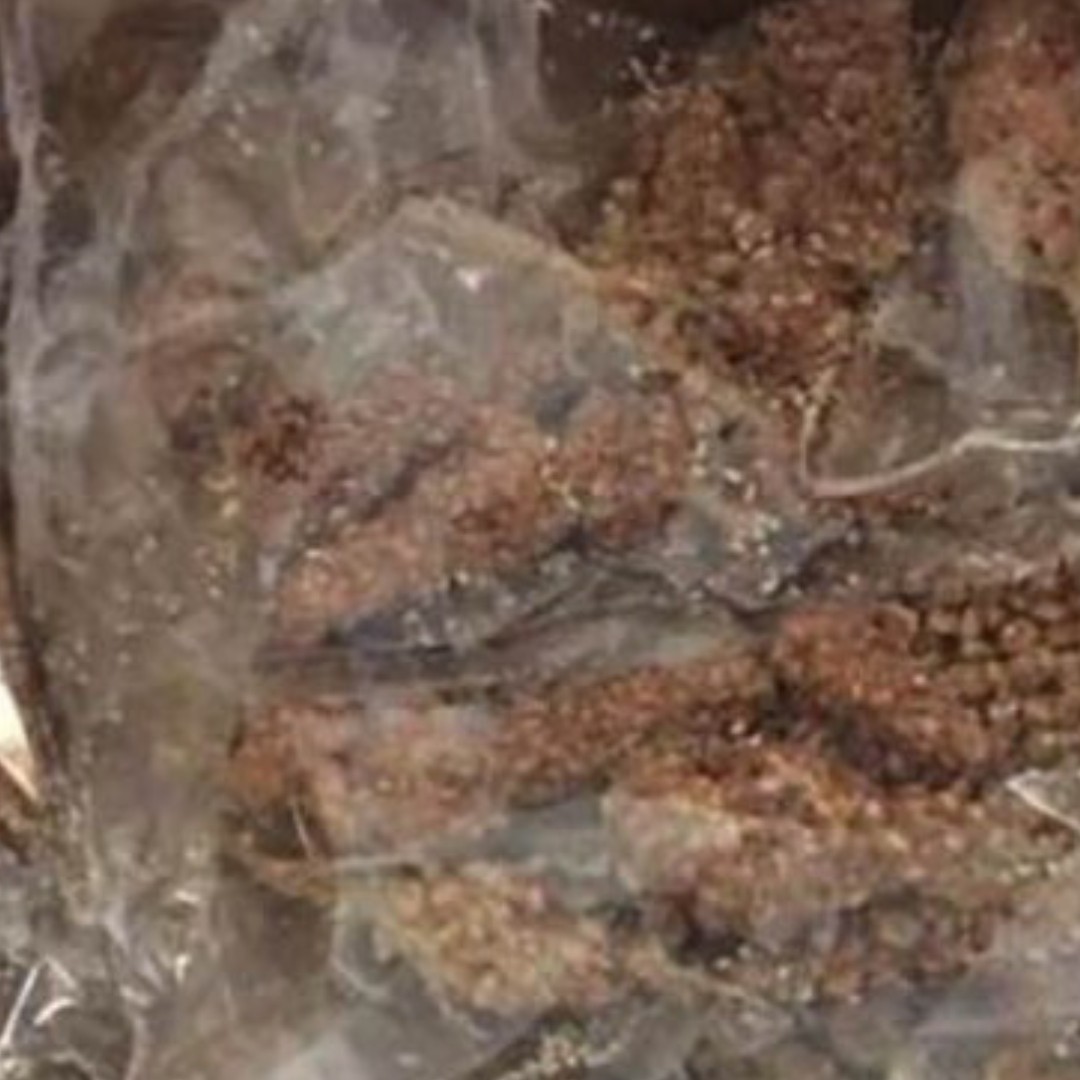 سماق خوشه ای عالی و تازه در بسته های نایلونی  برای سفره هفت سین تکی و عمده