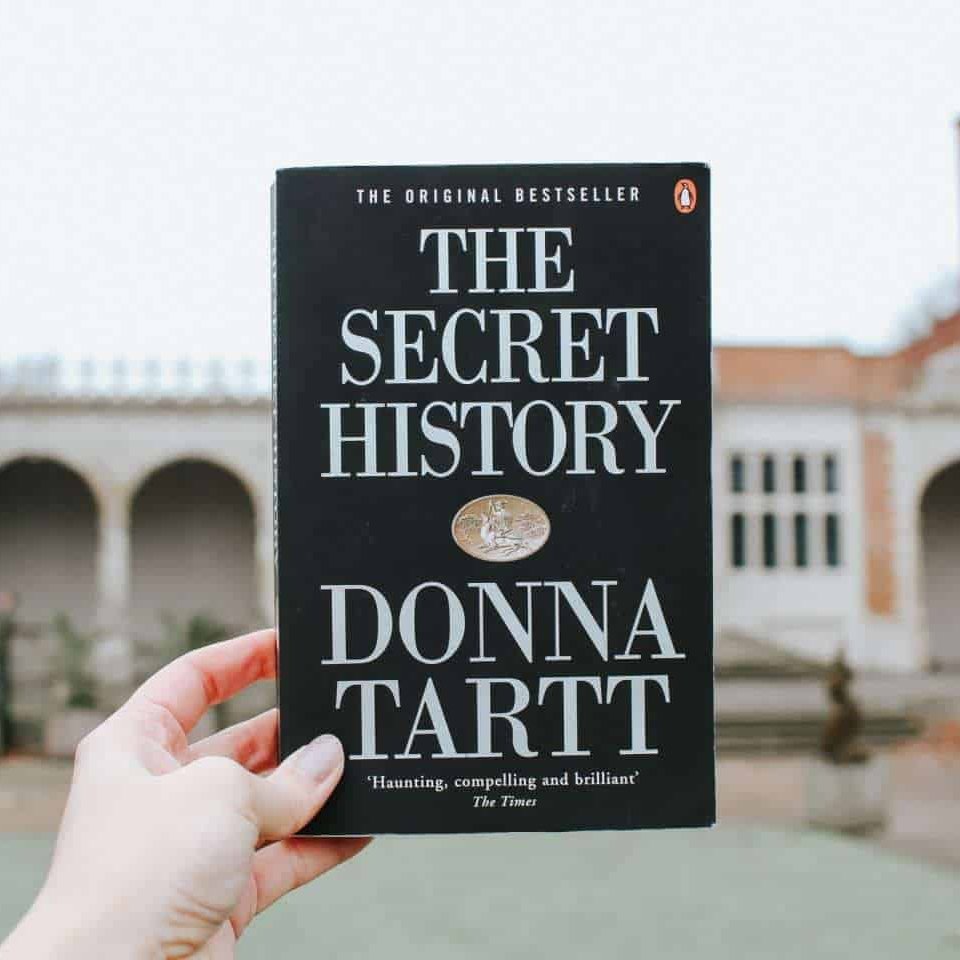 کتاب زبان اصلی the secret history نوشته Donna Tart