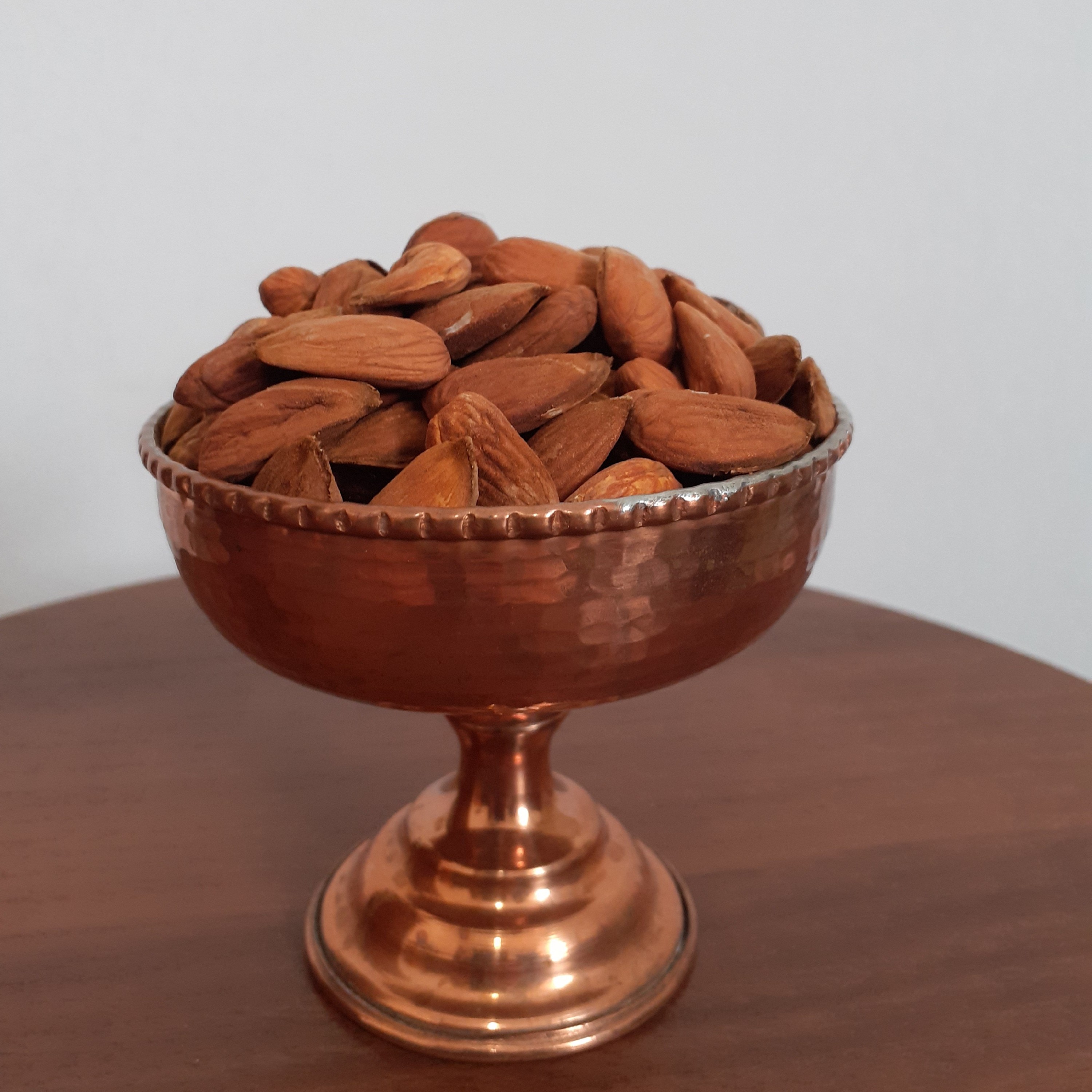 مغز بادام درختی ایرانی تازه محصول امسال (1000 گرمی)