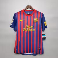 لباس کلاسیک بارسلونا 2012-2011 کیت اول
