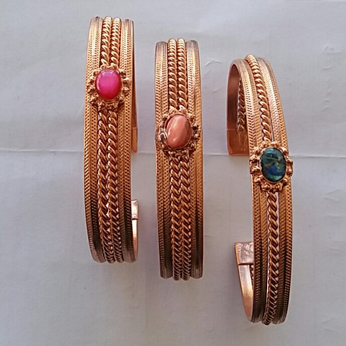 دستبند تک دست یونانی نگین دار مسی