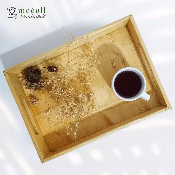 سینی چوبی پذیرایی دست ساز از چوب نراد روسی مدل دسته دار سایز بزرگ کد04