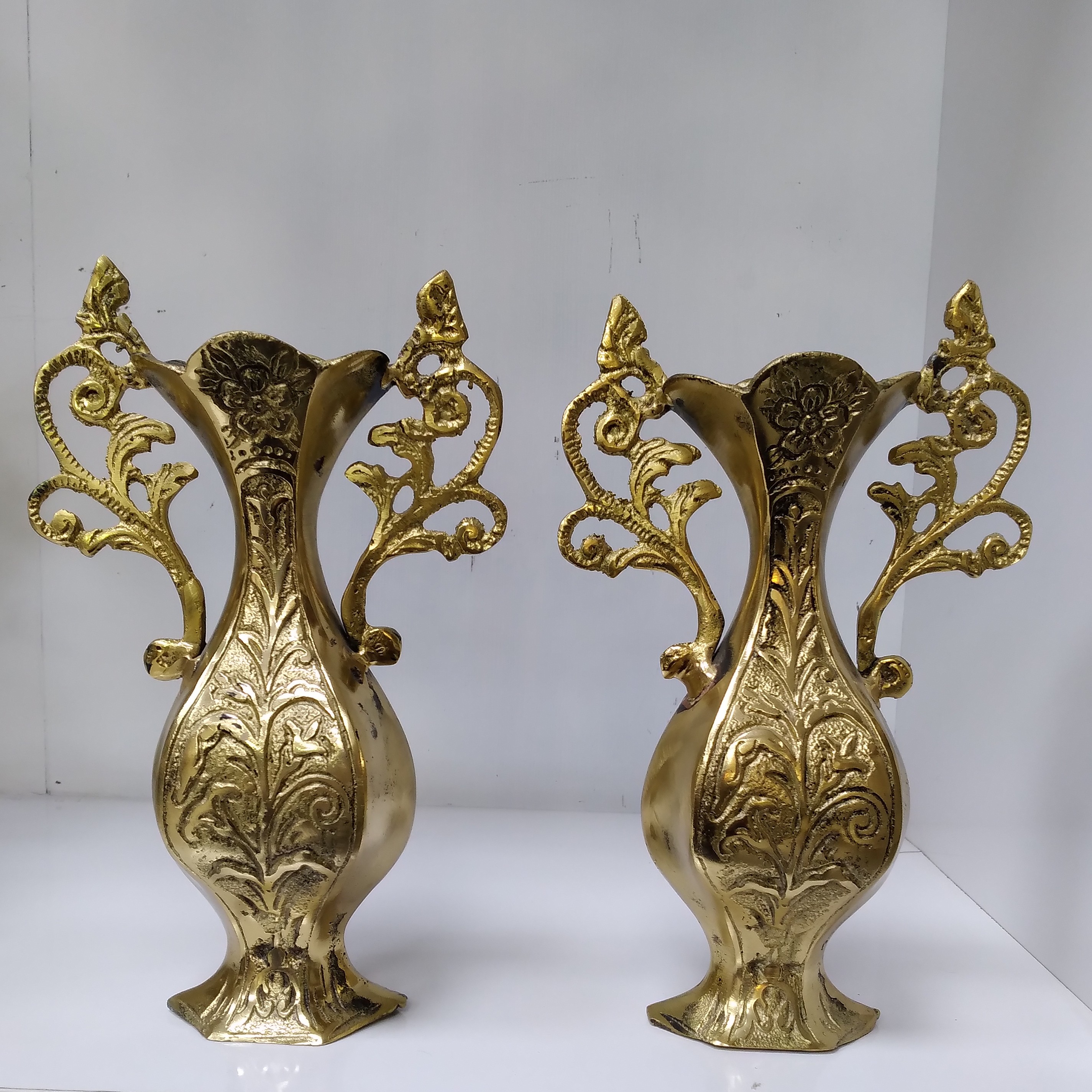 گلدان برنجی