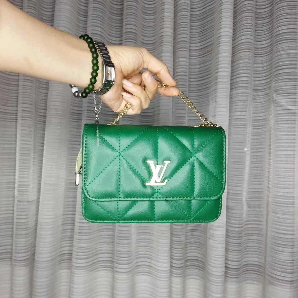 کیف زنانه پاسپورتی