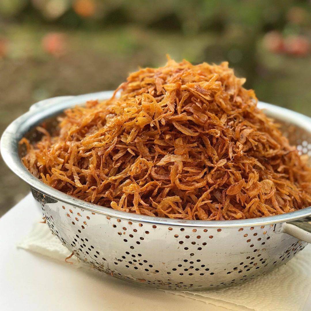 پیاز پفکی بدون روغن با بسته بندی تمیز به دستتون میرسه