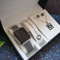 ساعت ال ای دی همراه آویز و نیم ست استیل 