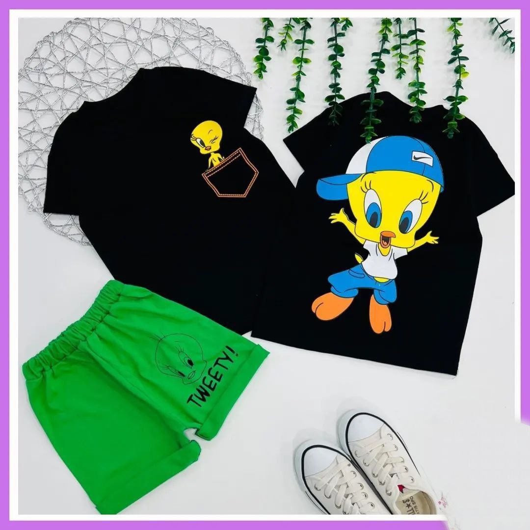 ست تیشرت شلوارک اسپرت طرح توییتی تیشرت مشکی شلوارک سبز پنبه فول لاکرادار  سایز 40-45-50-55